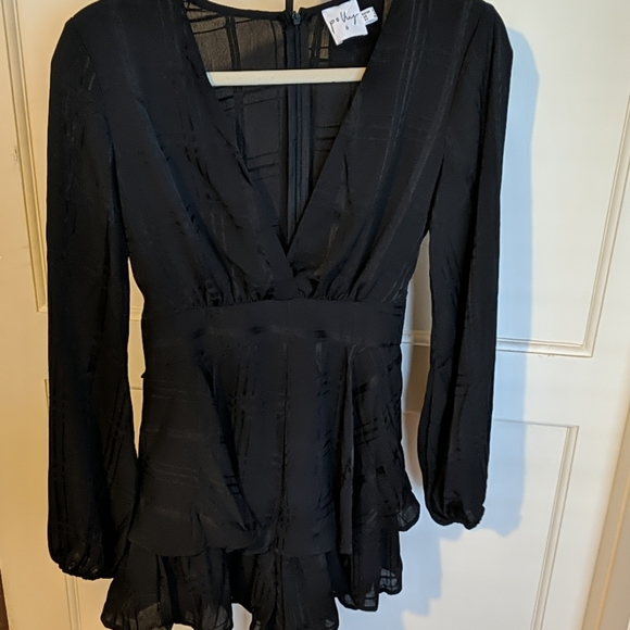 Princess Polly Dresses & Skirts - Polly frill Skort dress